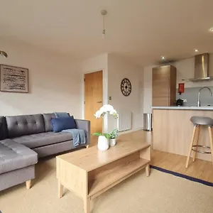 https://stone-arches.yorkshirehotels.net