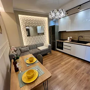 https://apt-city-center-cozy.albaniahotels.org